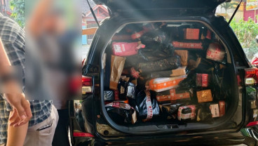 Peredaran 223.900 Rokok Ilegal Lewat Ekspedisi Digagalkan Bea Cukai