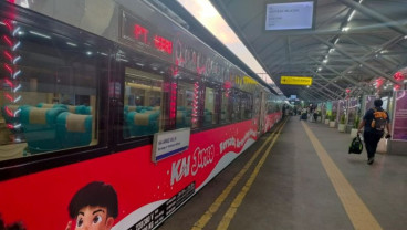 Intip Livery Tematik HUT ke-80 RI di Gerbong Kereta KAI