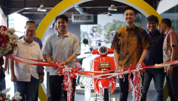 United E-Motor Gandeng Agung Meta Green Buka Gerai Motor Listrik Baru di Bali