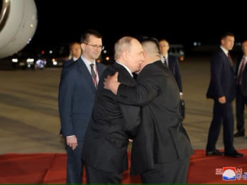 Putin Telepon Kim Jong-un sebelum Bertemu Trump Pekan Ini