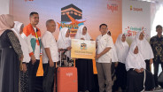 Cerita Reni Wati, Dapat Umrah Gratis dari BTPN Syariah Berkat Tekuni Usaha Telur Bebek