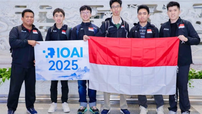 Siswa Indonesia Borong 4 Medali pada Ajang Olimpiade AI 2025 di China