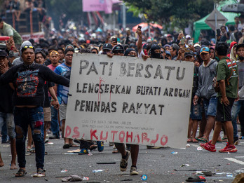 Aksi Unjuk Rasa Warga Pati Berakhir Ricuh