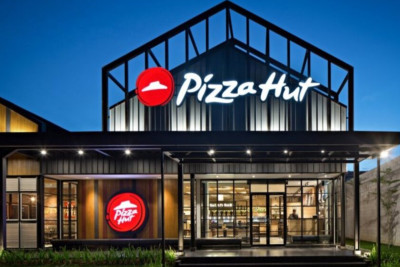 Pengurangan Karyawan di Balik Kinerja Emiten Pengelola Pizza Hut, KFC, dan Starbucks