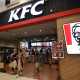 PREMIUM NOTES: Pengurangan Karyawan Pizza Hut, KFC, dan Starbucks hingga Penopang Astra (ASII)