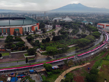 Kirab Bendera Merah Putih Sepanjang 600 Meter