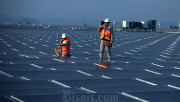 Mau Bangun PLTS 100 GW, Bahlil Sambangi Perusahaan Solar PV di China