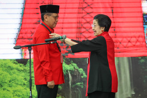 Hasto Kembali Ditunjuk Menjadi Sekjen PDIP
