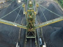 ITMG’s Revenue Slips as New Export Markets Fail to Offset Price Slump