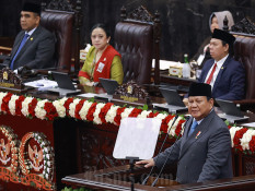Prabowo Sebar 288.000 Smart TV Tahun Ini, Siswa di Pelosok Belajar Secara Virtual