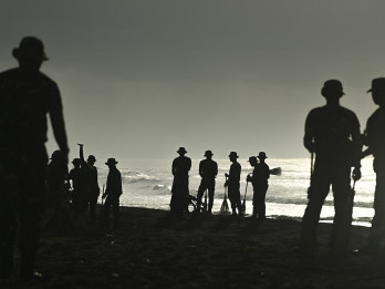 Karya Bakti Pembersihan Pantai