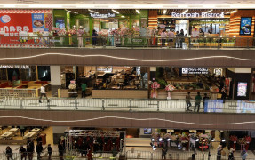 Chinese, South Korean Investors Eye Indonesian Retail Industry