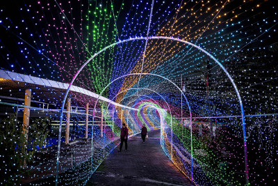 Wisata Malam Lights Wonderland di Semarang