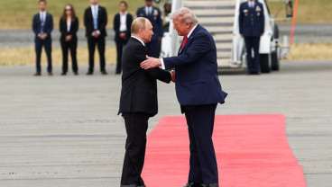 Pertemuan Trump & Putin di Alaska Belum Hasilkan Kesepakatan soal Perang Ukraina