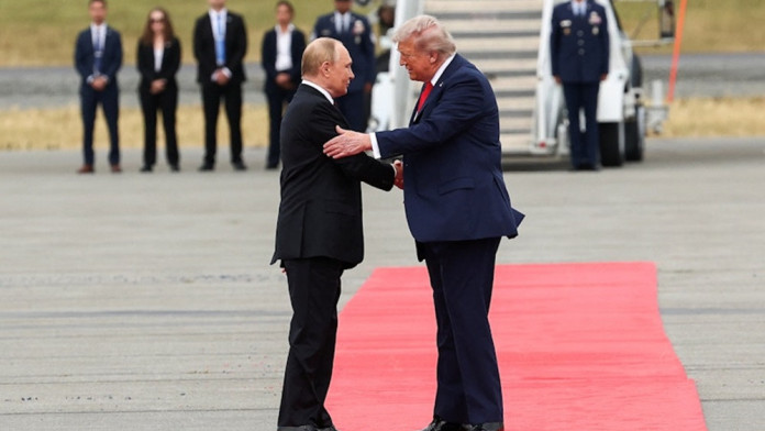 Pertemuan Trump & Putin di Alaska Belum Hasilkan Kesepakatan soal Perang Ukraina
