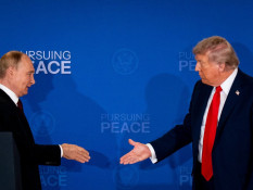 Pertemuan Trump dan Putin Antiklimaks, Negosiasi Ukraina Diserahkan ke Zelenskiy