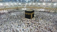 Sistem Haji 2025, Ini Perbedaan Peran Pemerintah & Swasta