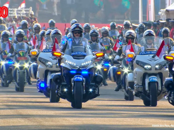 HUT ke-80 RI, Konvoi Motor Listrik hingga Kuda Meriahkan Kirab Bendera & Teks Proklamasi