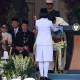 Momen Prabowo Cium Bendera Merah Putih sebelum Dikibarkan di Istana Merdeka