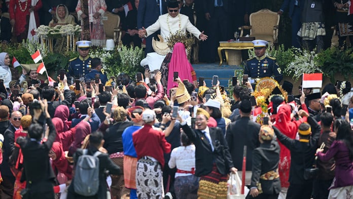 Lirik Lagu Tabola Bale yang Bikin Prabowo Joget saat Perayaan HUT ke-80 RI