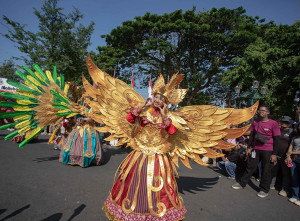 Pawai Kemerdekaan Jogja Fashion Carnival Meriahkan HUT ke-80 RI