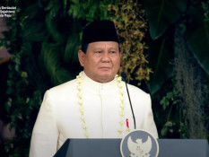 Terungkap! Makna Kalung Melati yang Dikenakan Prabowo di HUT ke-80 RI