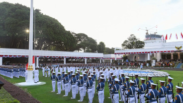 Prosesi Penurunan Bendera Sang Saka Merah Putih di Istana Merdeka