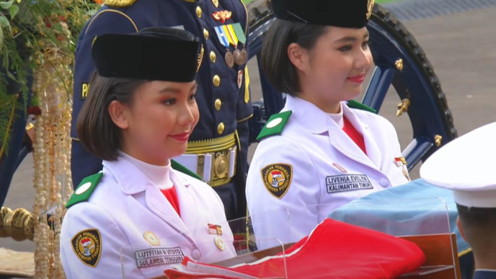 Profil Pembawa Bendera dan Teks Proklamasi di Kirab HUT ke-80 RI