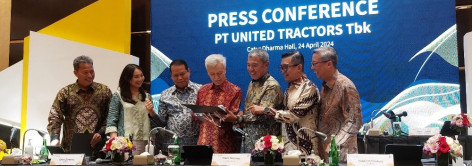 Siasat United Tractors (UNTR) Jaga Kinerja di Tengah Lesu Harga Batu Bara