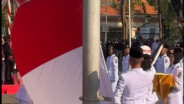 Fakta Detik-detik Bendera Terbalik saat Upacara HUT ke-80 Kemerdekaan RI di Surabaya