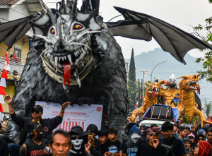 FestivaL Ogoh-ogoh Meriahkan  Hari Kemerdekaan di Garut