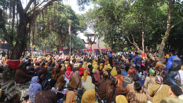 Ribuan Orang Mengadakan Ruwatan Negara di Rumah Masa Kecil Bung Karno