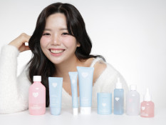 Kisah Valencia Nathania Kembangkan Brand Skincare Lokal Harlette Beauty