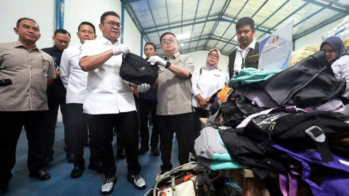 Kemendag Bongkar Bisnis Thrifting di Bandung Raya Senilai Rp112 Miliar