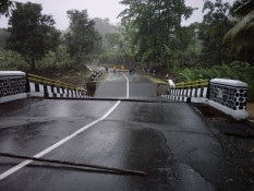 BNPB Bakal Bangun 3 Jembatan Terdampak Banjir Bandang di Pesisir Selatan Sumbar