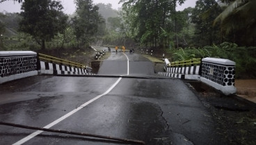 BNPB Bakal Bangun 3 Jembatan Terdampak Banjir Bandang di Pesisir Selatan Sumbar