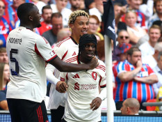 Liverpool Belanja Banyak Pemain Musim Ini, Duit dari Mana?