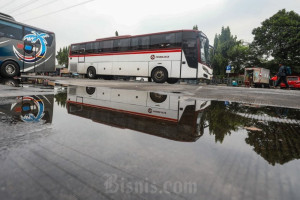 Larangan Memutar Musik di Bus
