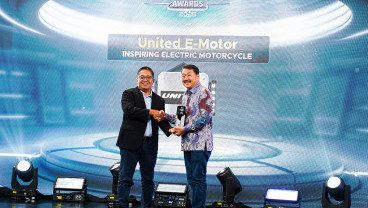 United E-Motor Sabet Penghargaan Motor Listrik di Ajang Indonesia Automotive Awards 2025