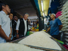Pedagang Pasar Tradisional di Cirebon Sulit Dapatkan Beras Medium