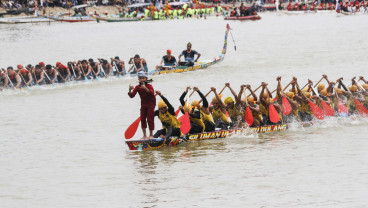 Wapres tinjau Festival Pacu Jalur Riau