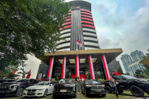 KPK Sita Kendaraan Wamen Immanuel Ebenezer
