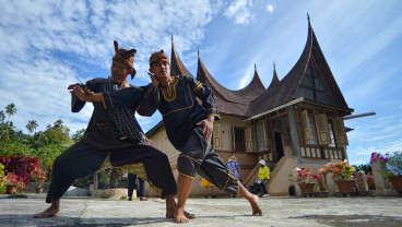 Atraksi Silek Tuo Nagari Sungai Batang