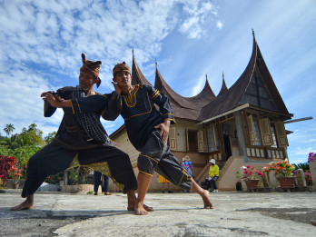 Atraksi Silek Tuo Nagari Sungai Batang