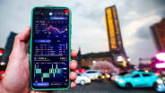 Indeks Bisnis-27 Dibuka Merah, Saham BBCA, BBRI hingga BMRI Kompak Lesu