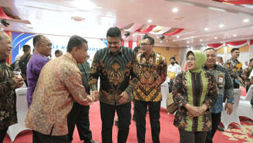 Intervensi Harga, Bobby Nasution Akan Gelontorkan 15.700 Ton Beras