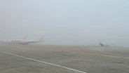 Kabut Ganggu Penerbangan di Bandara SSK II Pekanbaru, Tiga Pesawat Alami Keterlambatan