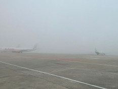 Kabut Ganggu Penerbangan di Bandara SSK II Pekanbaru, Tiga Pesawat Alami Keterlambatan