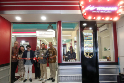 KCIC Resmikan Flagship Store Whoosh Official Merchandise