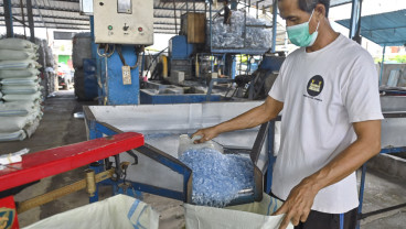 Optimalisasi Pengelolaan Sampah Botol Plastik